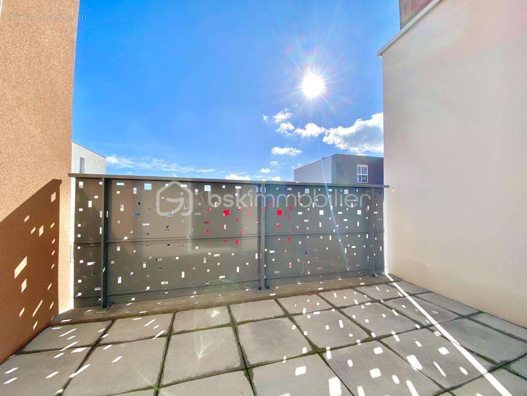 Appartement à BEZANNES