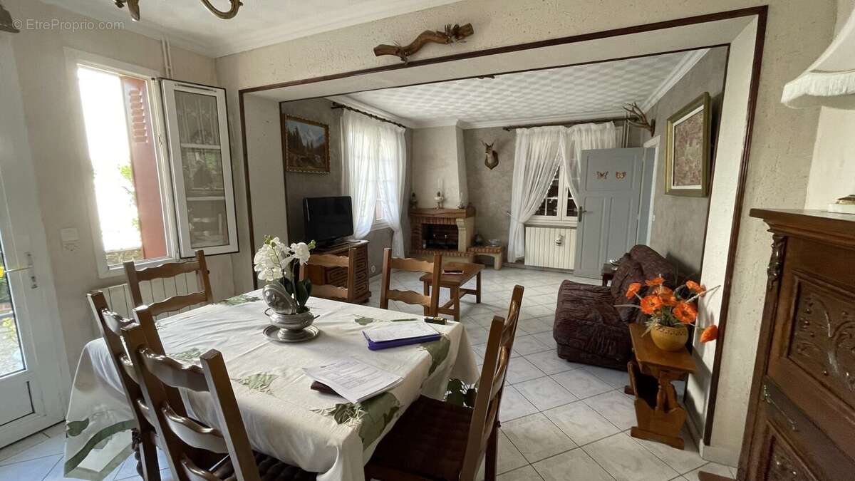 Maison à AUBIGNE-RACAN