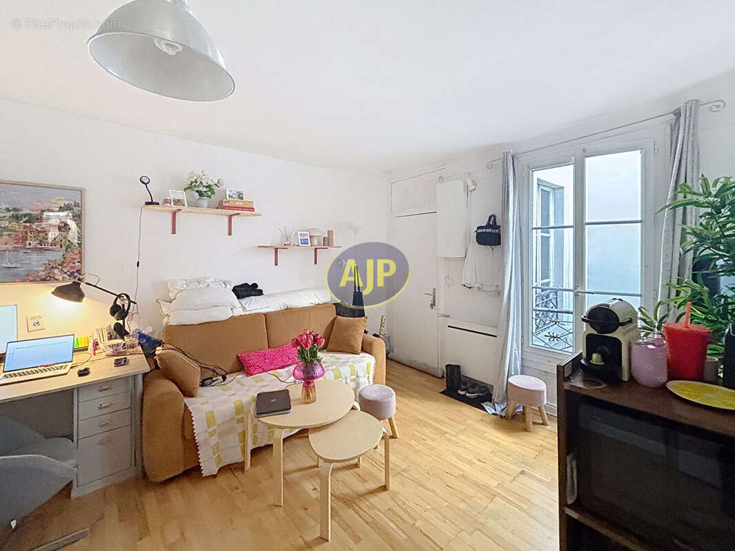 Appartement à PARIS-11E