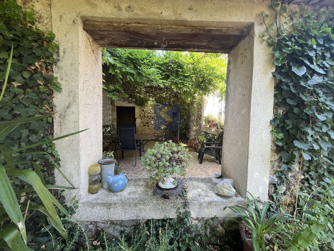 Maison à LORIOL-SUR-DROME