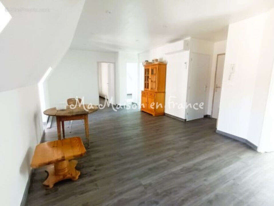 Appartement à SAINT-POURCAIN-SUR-SIOULE