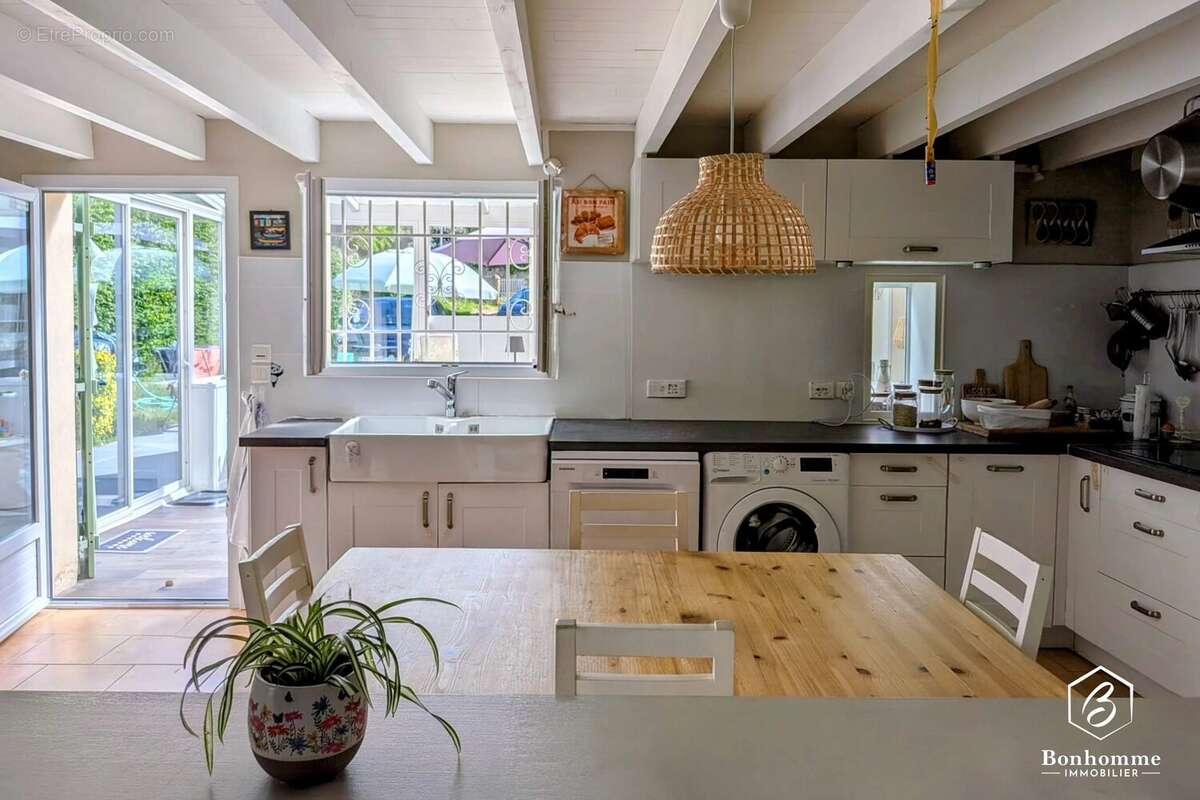 Maison 6 pièces - 148 m² Lestiac sur Garonne - photo 5