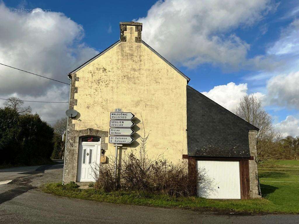 Maison à GUERN