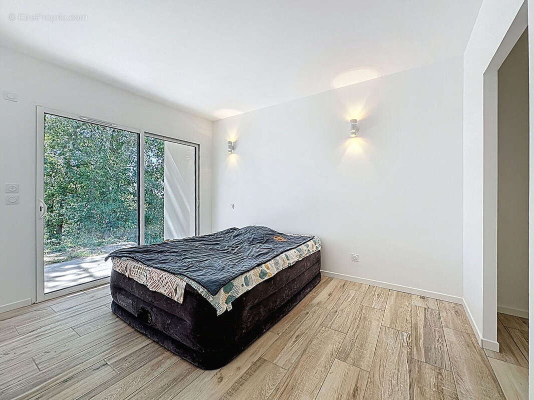 Maison à MONCLAR-DE-QUERCY