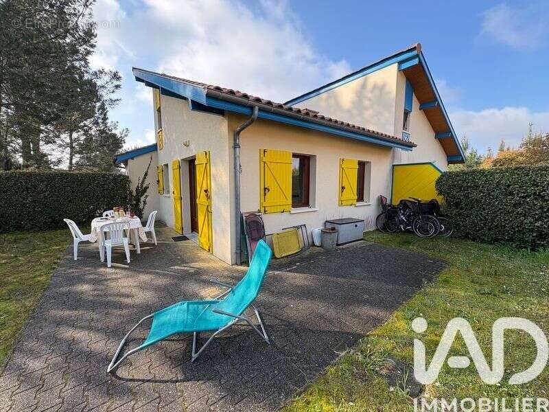 Photo 3 - Maison à SAINT-JULIEN-EN-BORN