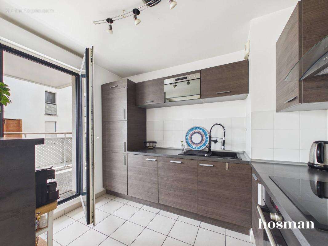 Appartement à AUBERVILLIERS