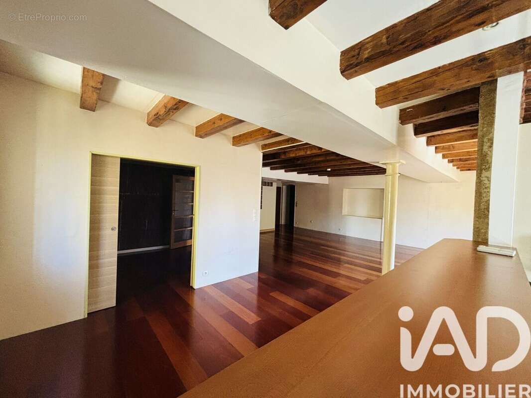 Photo 9 - Commerce à MARSEILLE-13E