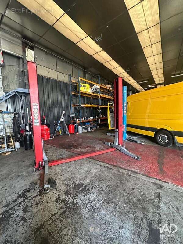 Photo 3 - Commerce à OZOIR-LA-FERRIERE