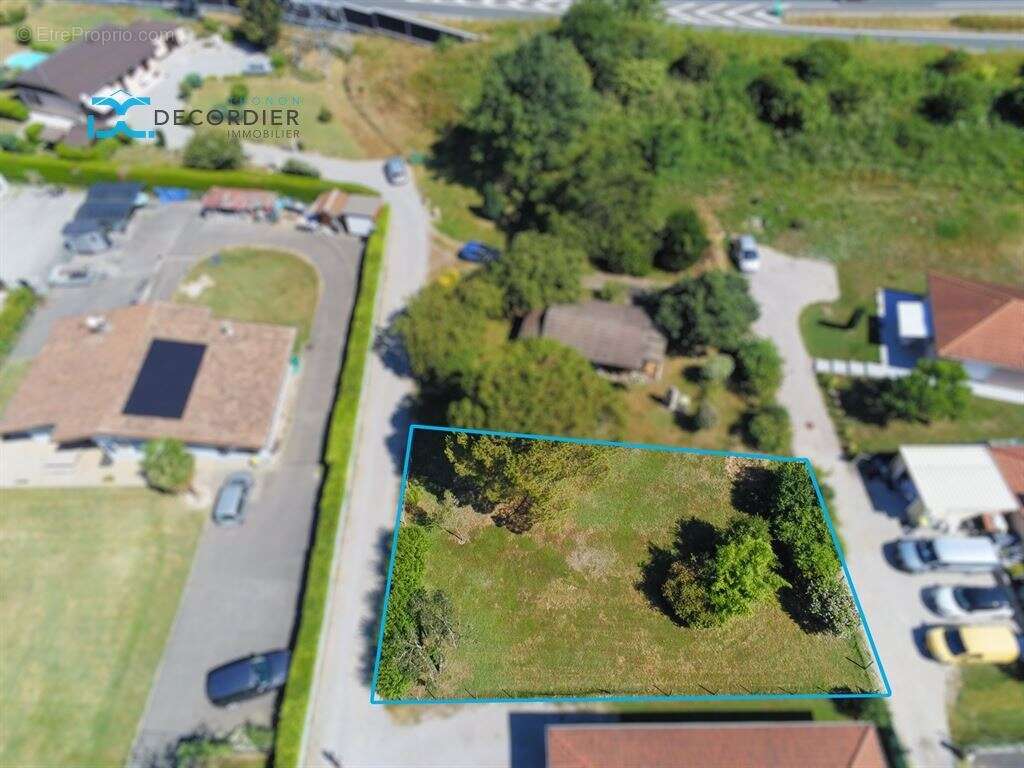 Terrain à THONON-LES-BAINS