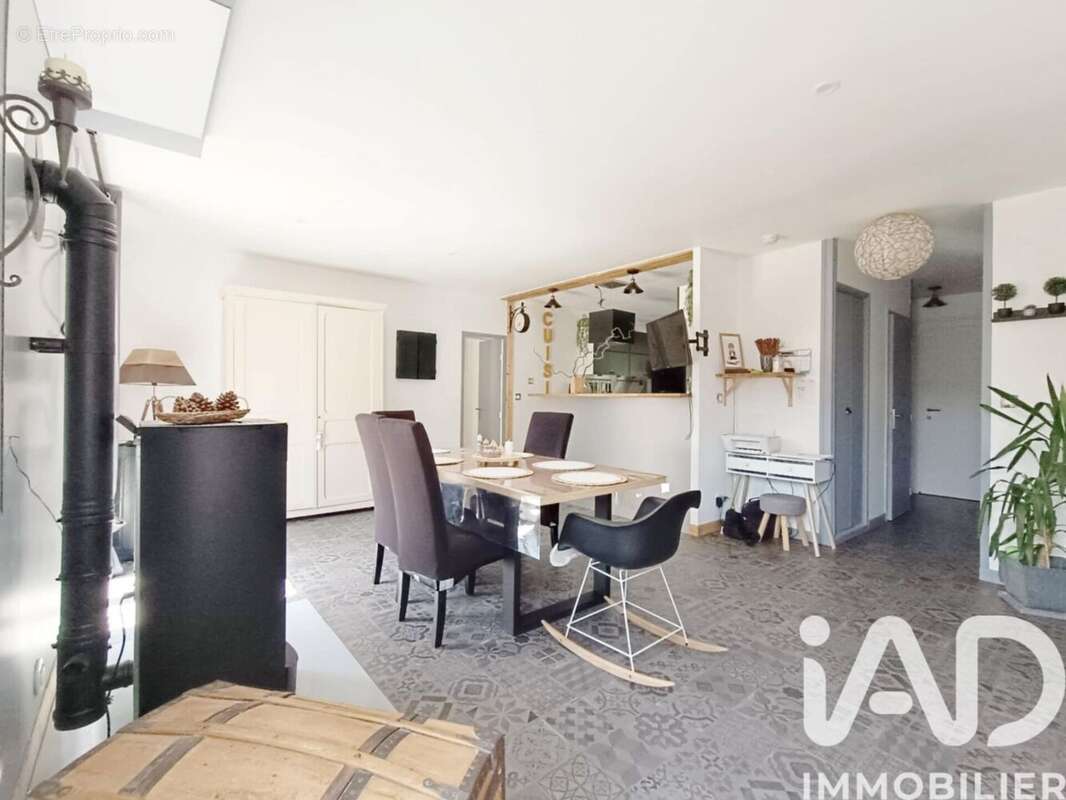 Photo 6 - Maison à NEFFIES