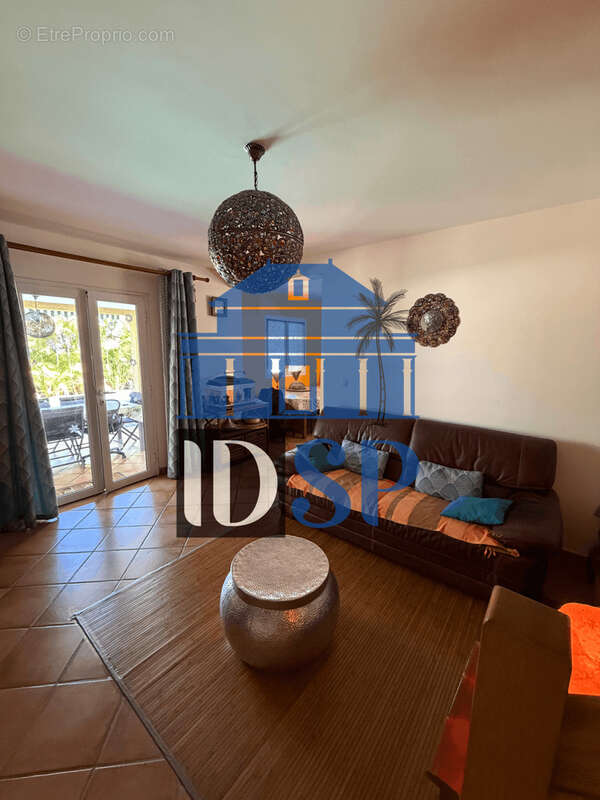 Maison avec piscine à la Plaine St Paul - photo 15