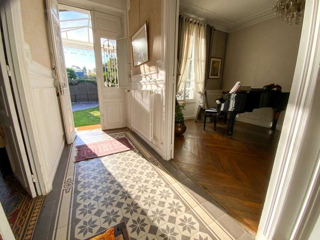 Secteur plateau du raincy - au calme - photo 2