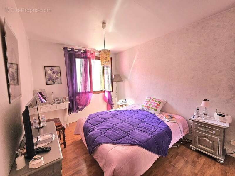 A vendre Appartement T5 de 98 m2, 4 chambres, véranda, parking à LUCCIANA 20290 (HAUTE CORSE) - photo 11
