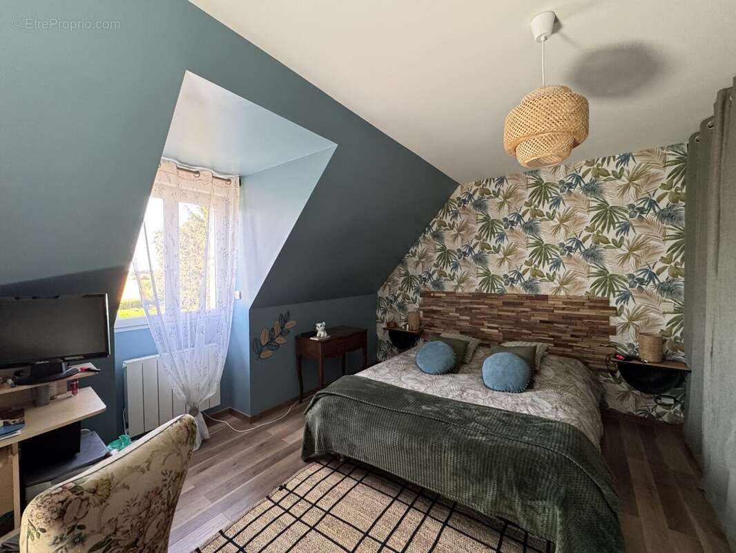 Maison 217 m² à Saint-Pierre-En-Port  - photo 9