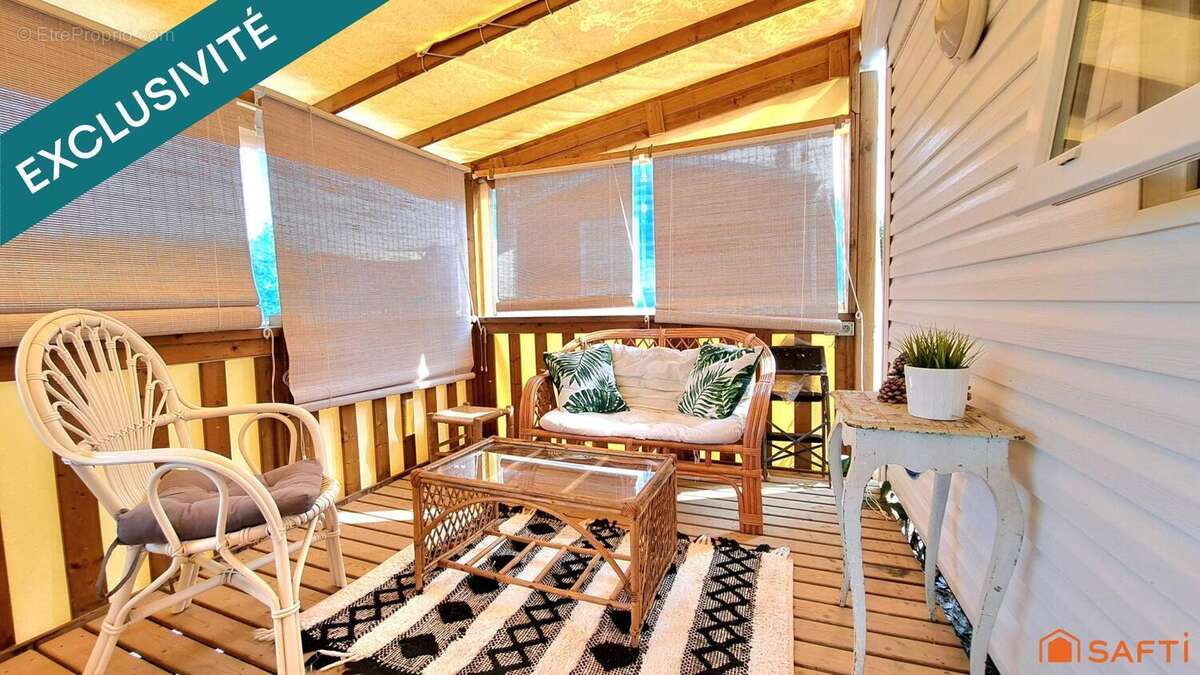 Photo 2 - Terrain à FREJUS