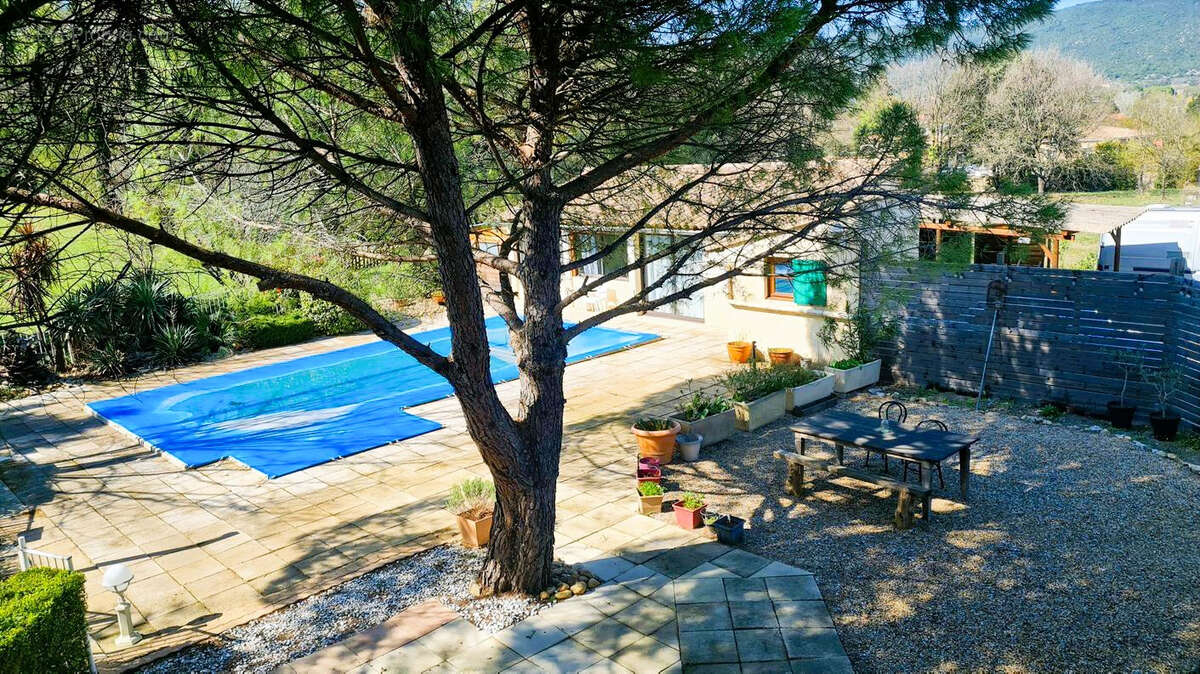 Maison à BOISSET-ET-GAUJAC