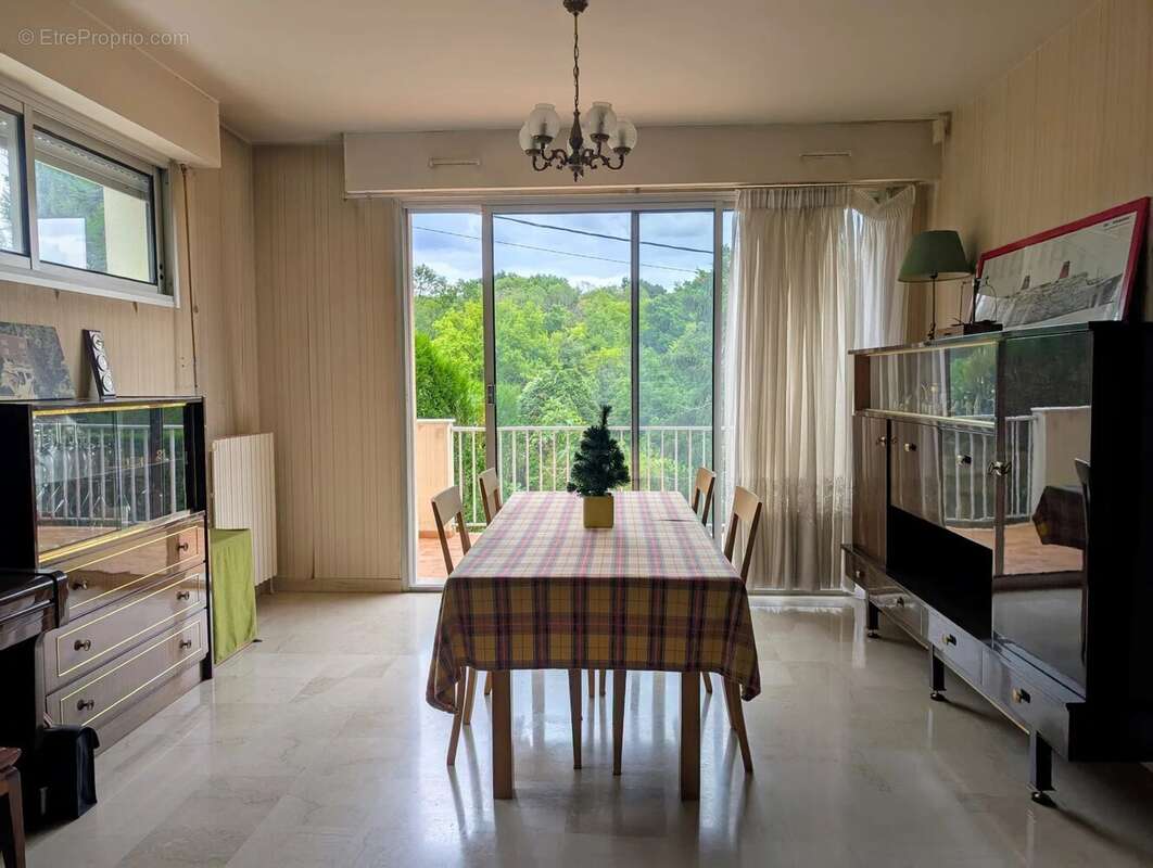 Maison à FONTAINE-LE-PORT