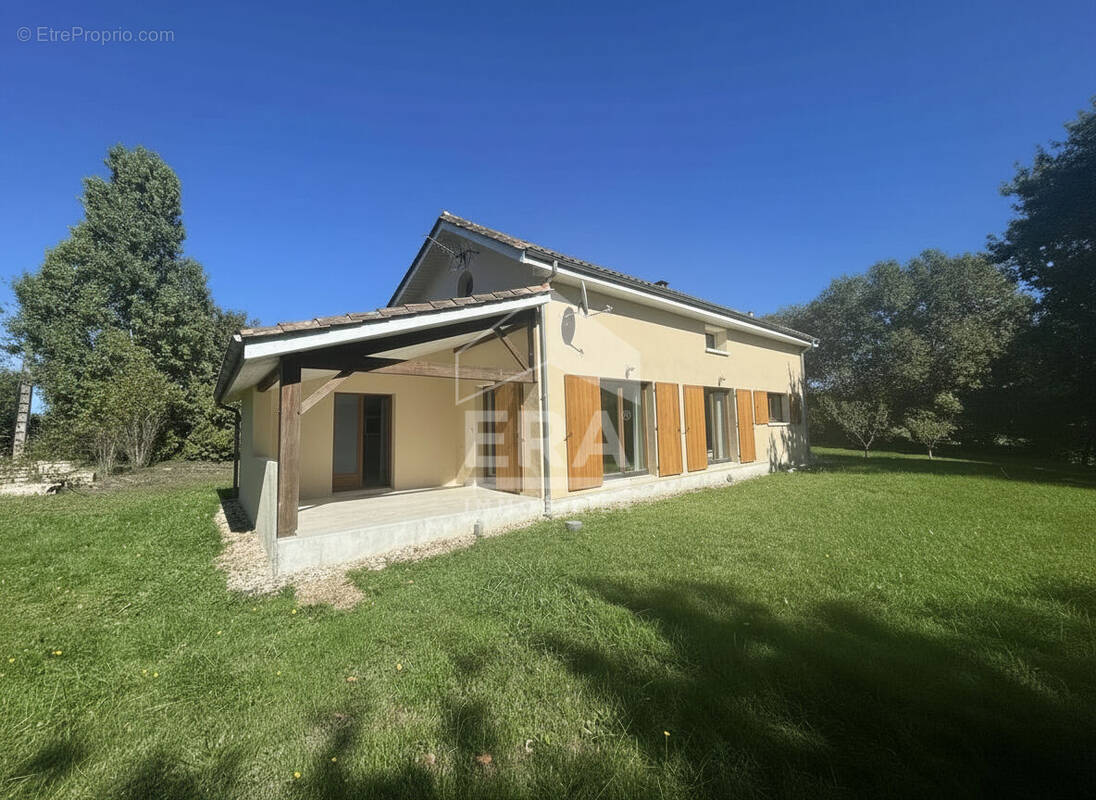 Maison à MONTPON-MENESTEROL
