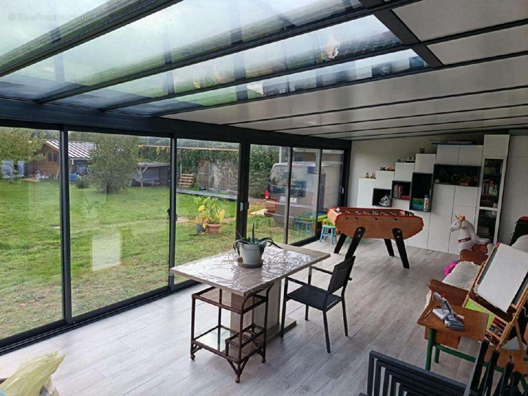 Maison à LE FAVRIL