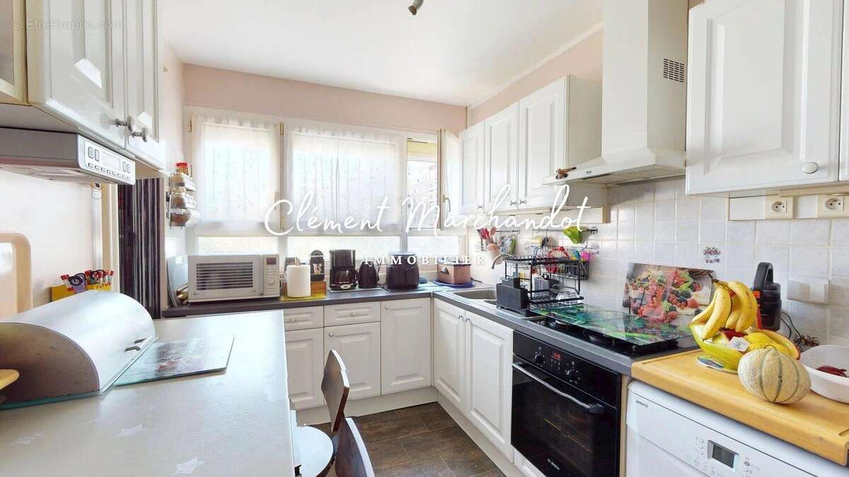 Photo 2 - Appartement à VILLENEUVE-LA-GARENNE