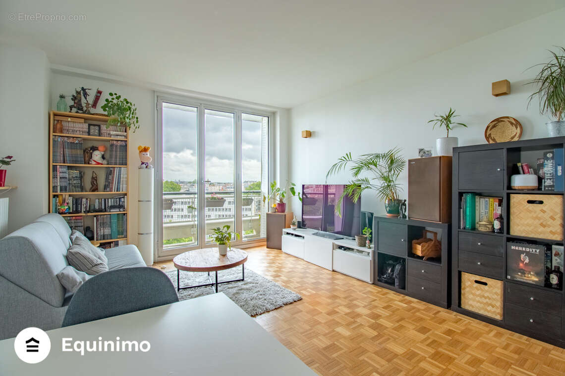 Appartement à PARIS-12E