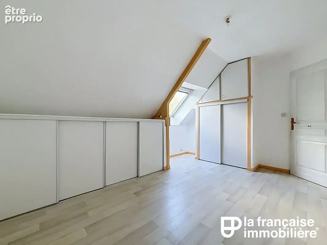 A VENDRE - CHAVAGNE - Maison indépendante 7 pièces - garage double - photo 16