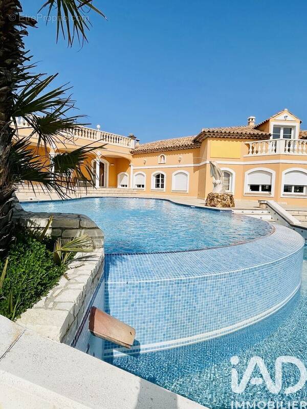 Photo 1 - Maison à SAINT-RAPHAEL