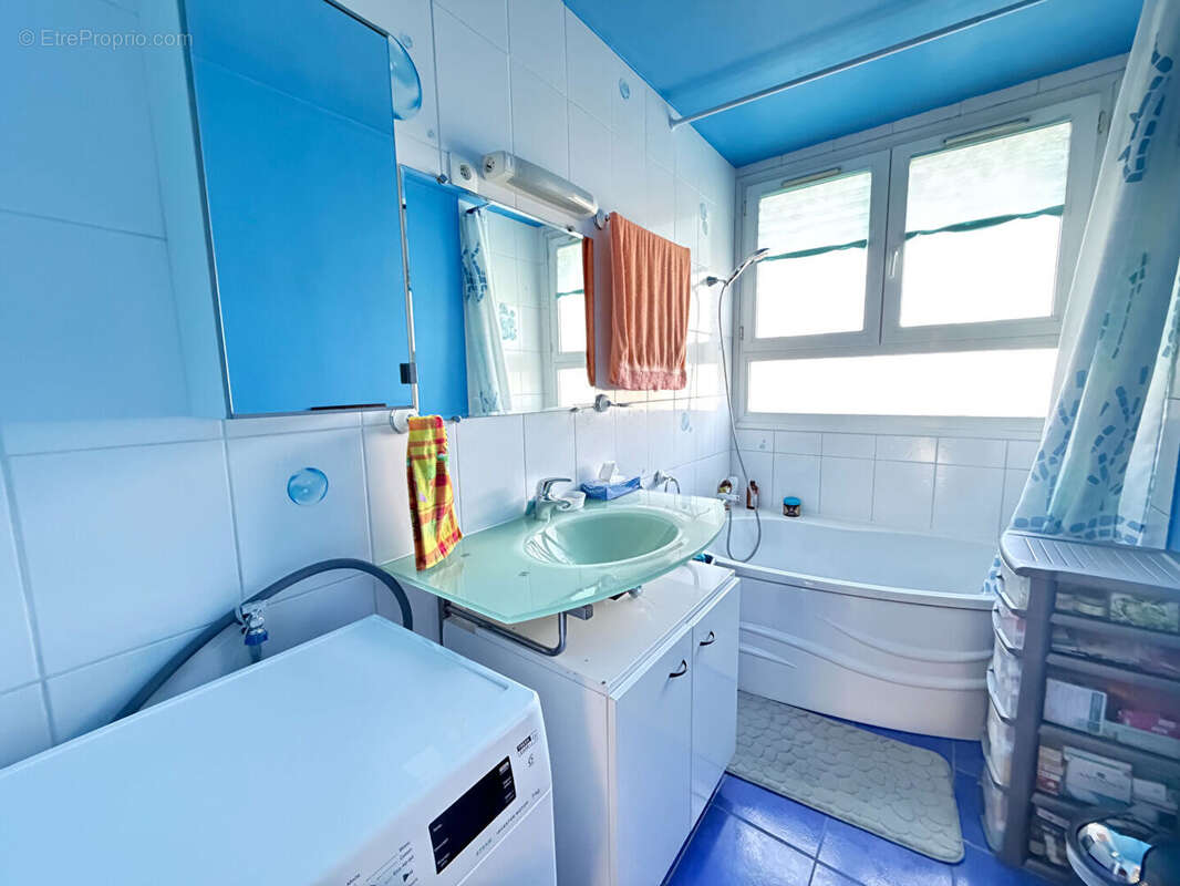 Appartement à SAINT-MICHEL-SUR-ORGE