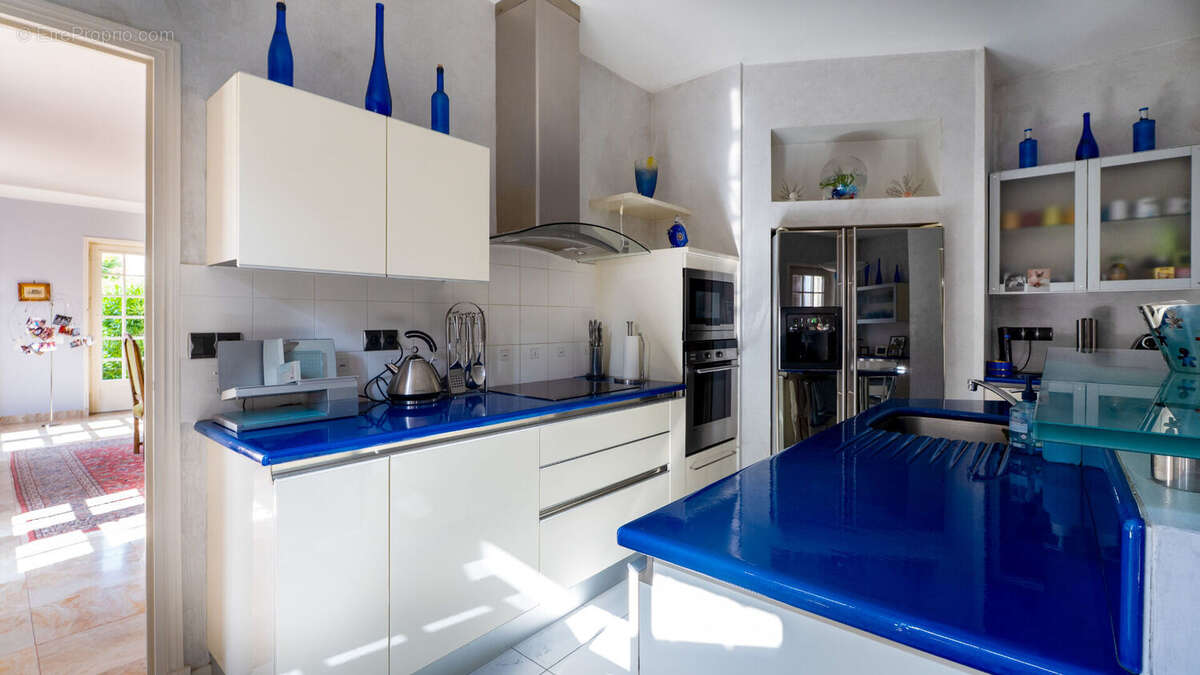 Maison 325m² à civray - photo 4