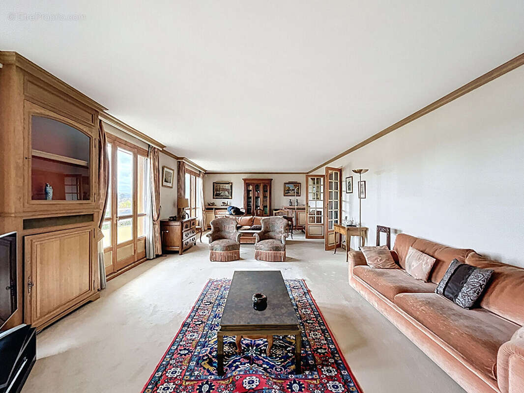 Appartement à LE VESINET