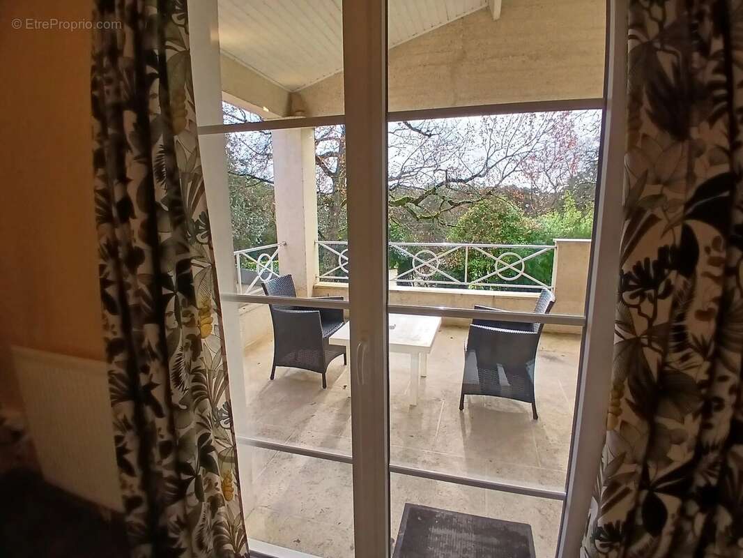 Maison à COGNAC