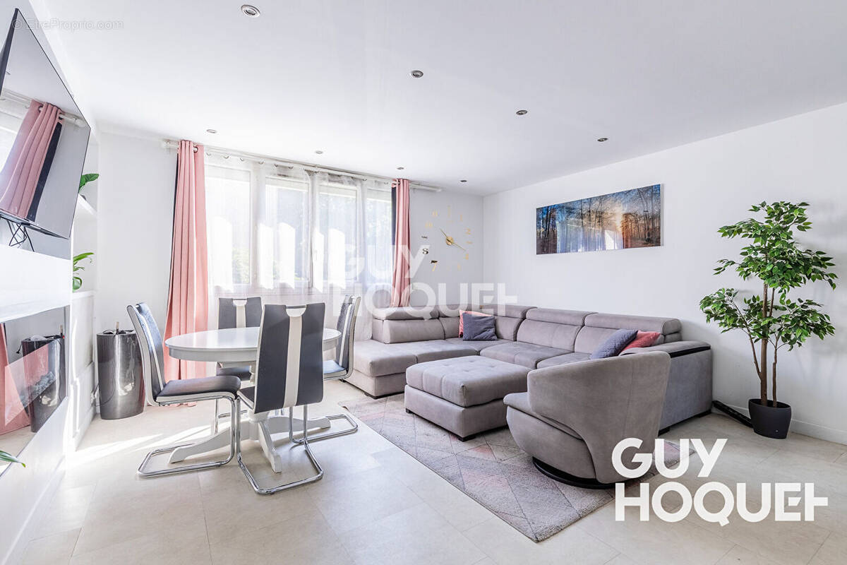 Appartement à ATHIS-MONS