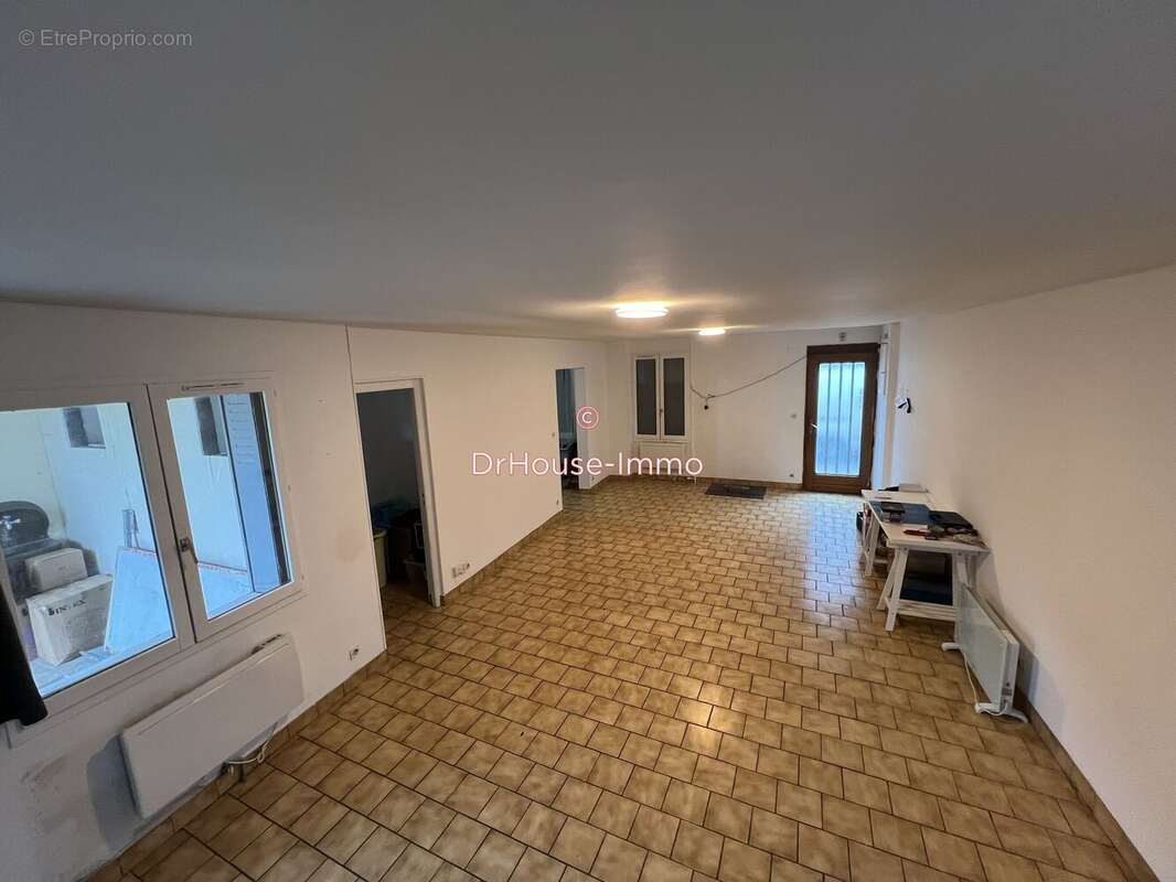 Maison à MEHUN-SUR-YEVRE