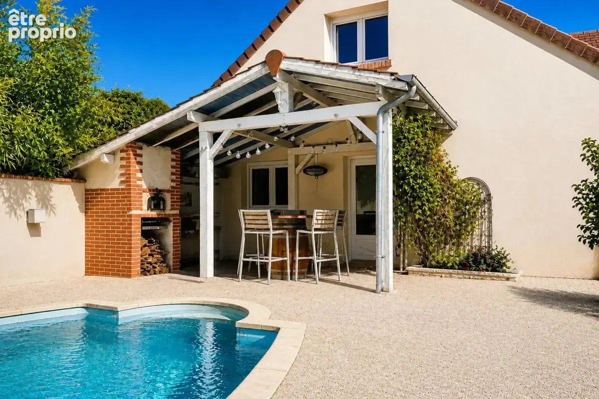 Maison de 9 pièces de 280 m² à Yvoy-le-Marron - photo 4