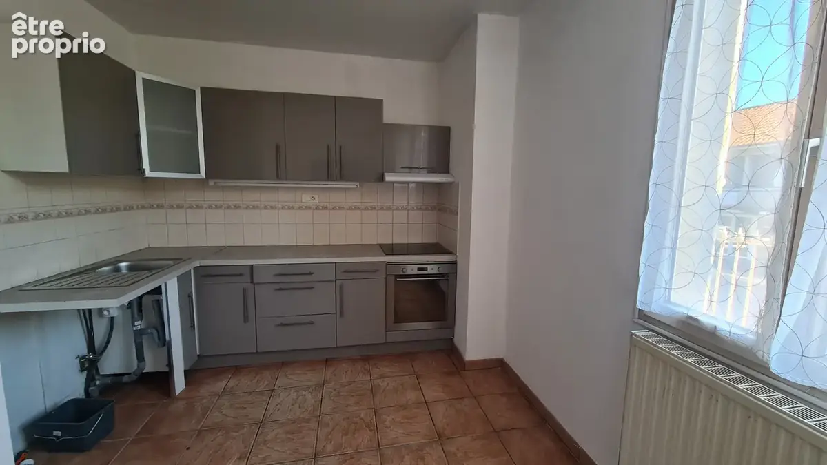 Maison de ville en brasier - photo 3