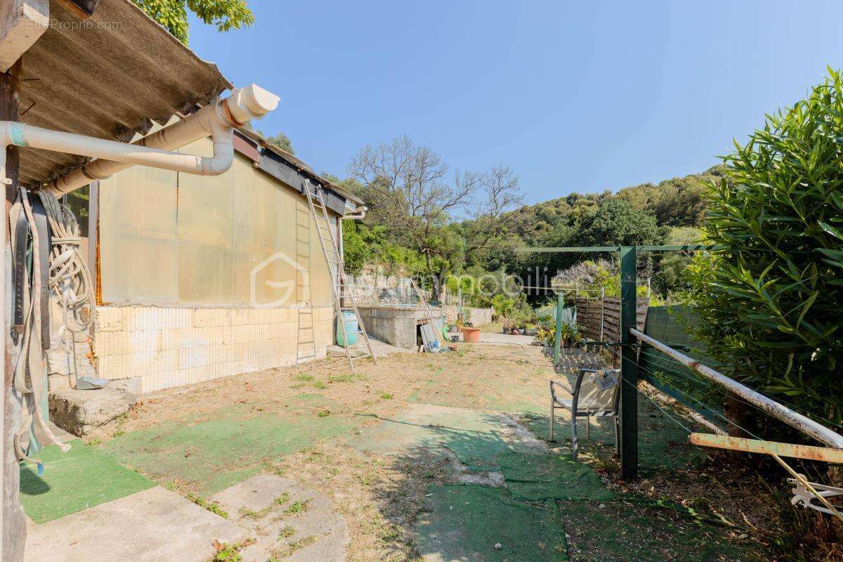 Menton - Val de Gorbio : Propriété vue mer sur terrain de 2 498 m² - photo 24