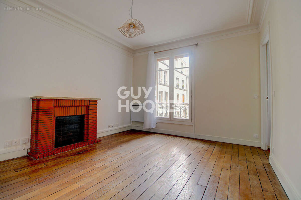 Appartement à PARIS-20E