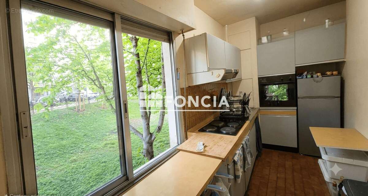 Courbevoie/ mairie – 2 pieces vendu occupe cave et parking - idéal investisseur locatif ! - photo 3