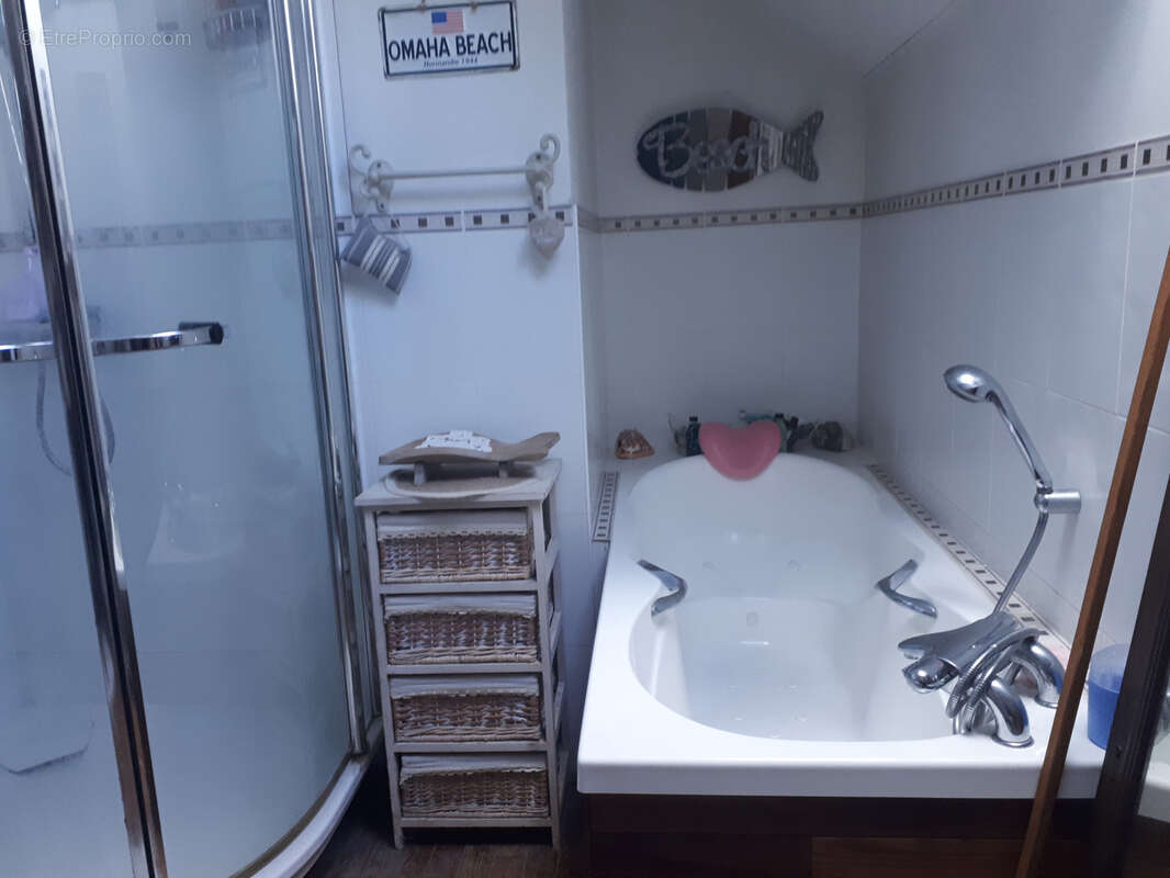 Maison à VAUX-SUR-VIENNE