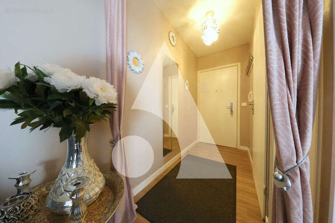 Appartement à CORBEIL-ESSONNES