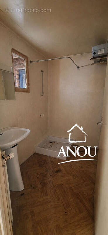 Maison a renover avec jardin - ideal investissement locatif - photo 7