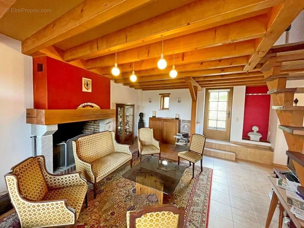 Maison à GOULOUX