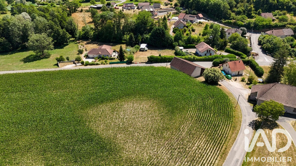 Terrain 1514 m² à Lucey  - photo 9