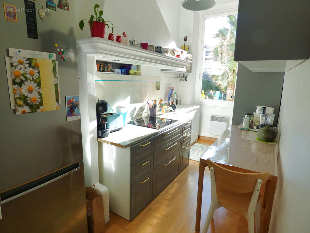 Appartement à MARSEILLE-7E
