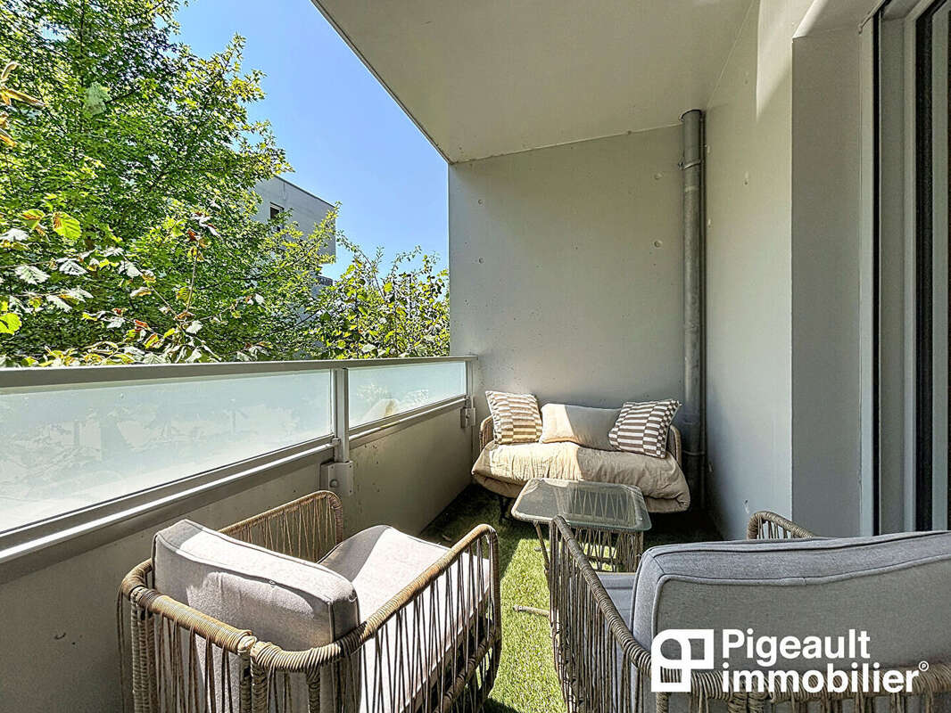 Appartement T3 à vendre - Rennes - La Courrouze - Balcon - Parking et Cave - photo 6