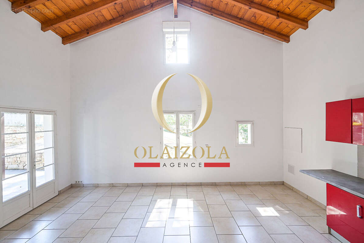 Maison à SAINT-PEE-SUR-NIVELLE