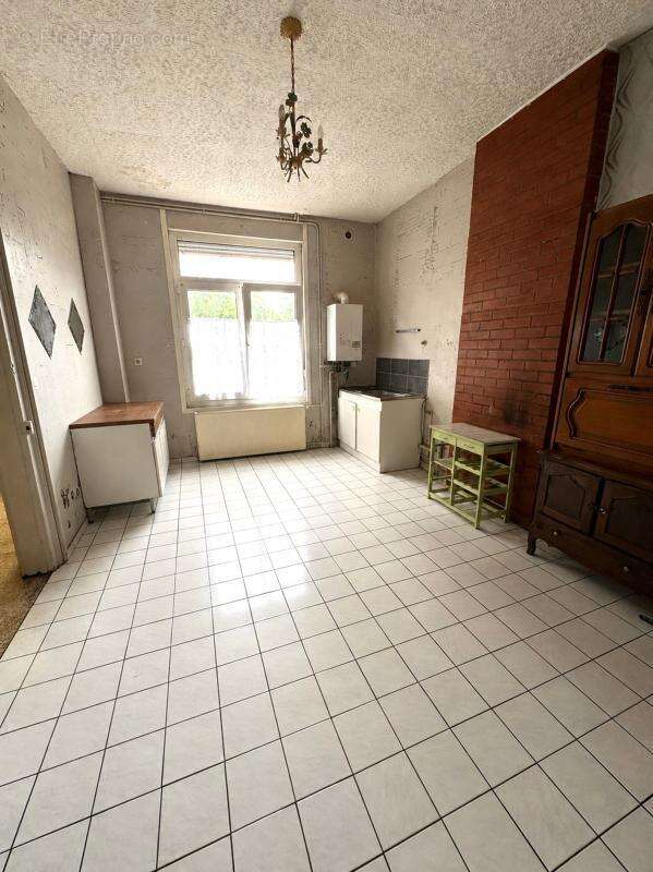 Maison 85 m² à Bruay-La-Buissiere  - photo 2