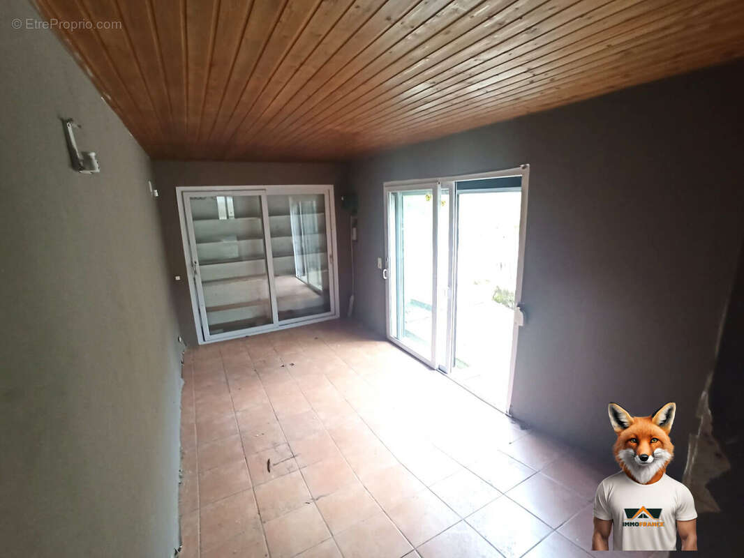 Maison à SCEY-MAISIERES