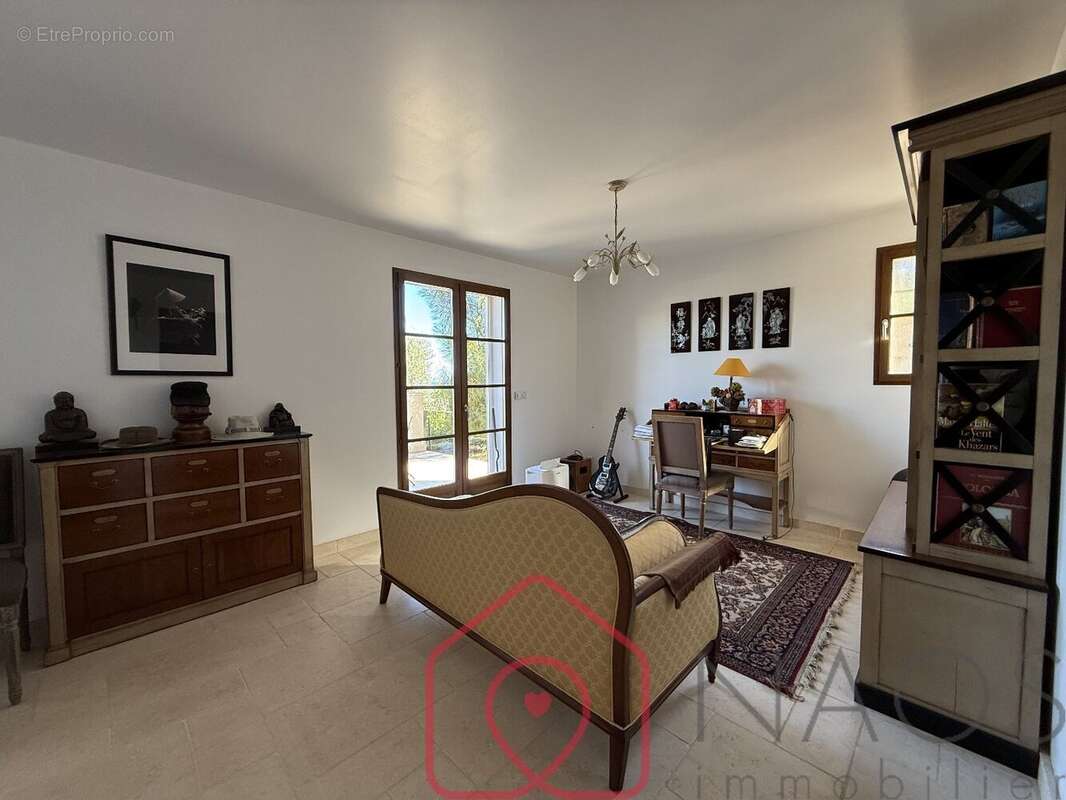 Maison à FREJUS