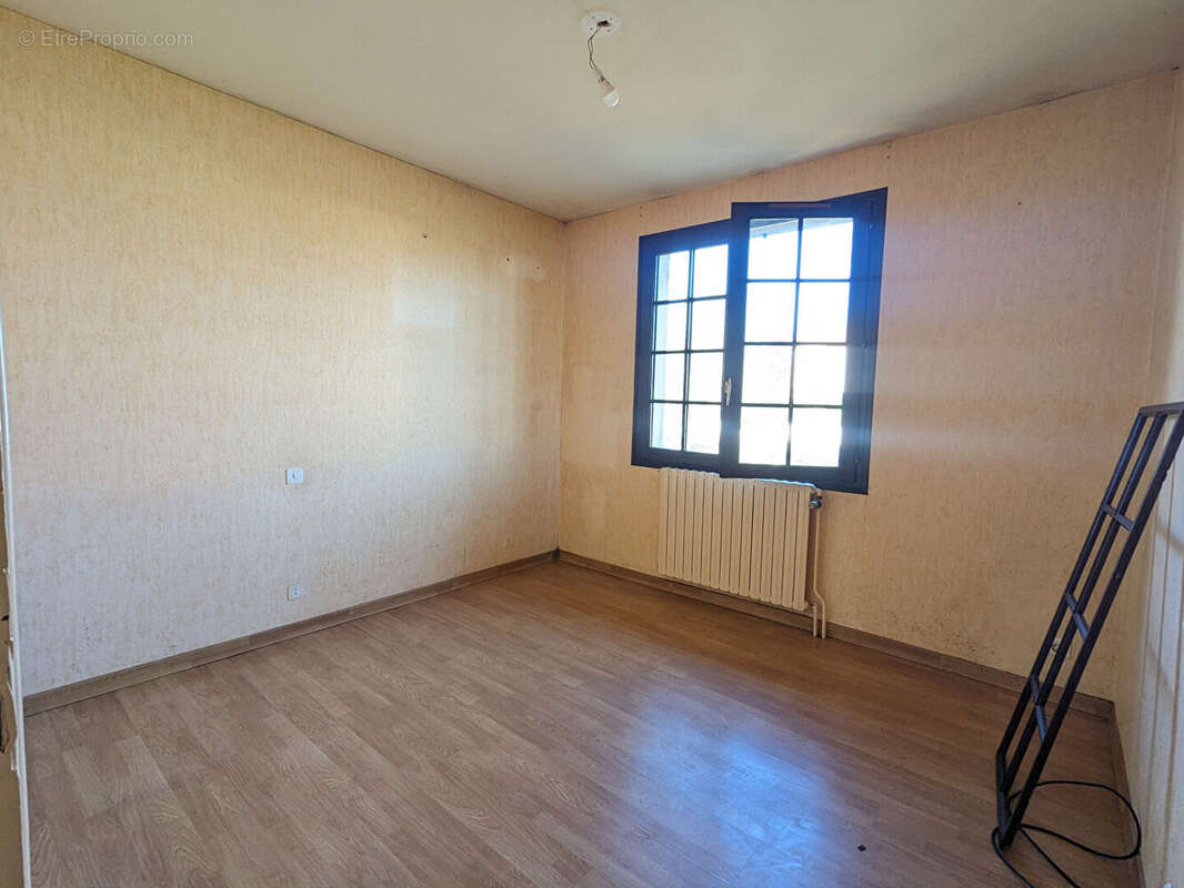 Maison à MAGNY-SUR-TILLE